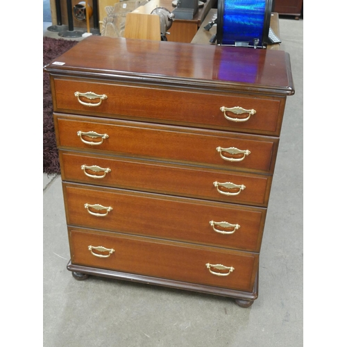 506 - CHEST OF DRAWERS