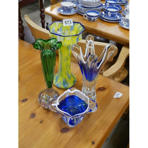 573 - 4 PIECES OF MURANO GLASS