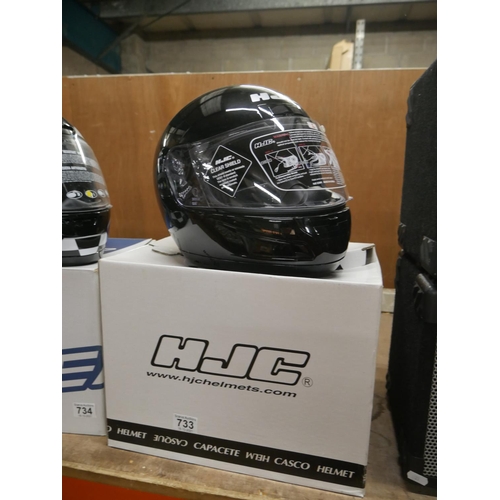 733 - NEW MOTORBIKE HELMET