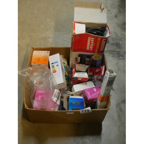 779 - BOX LOT