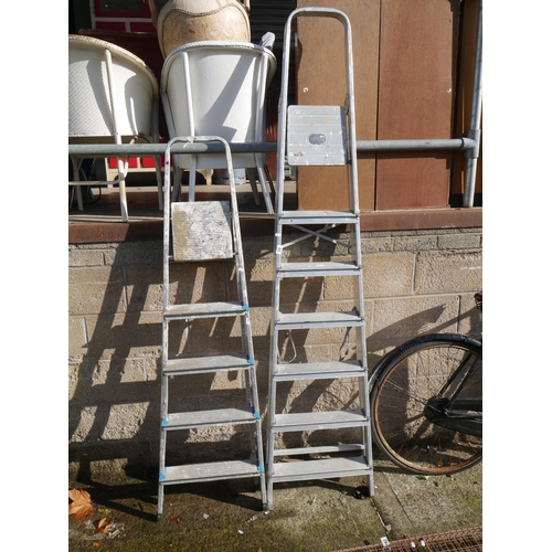 53 - 2 STEP LADDERS