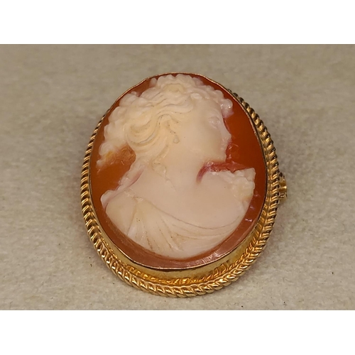 279 - SMALL 9CT CAMEO