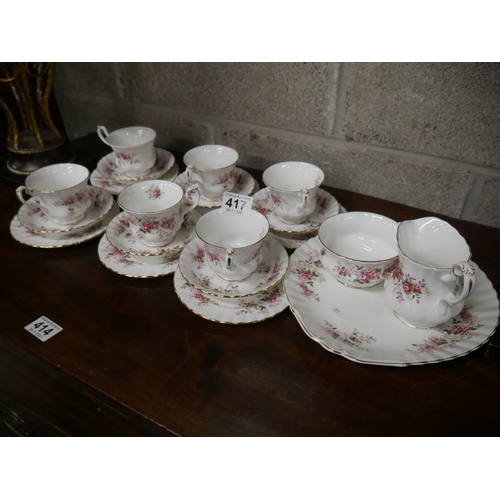 417 - ROYAL ALBERT LAVENDER ROSE 21 PIECE TEA SET