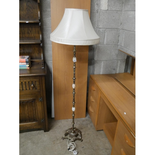 430 - STANDARD LAMP