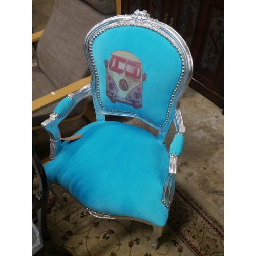 467 - NOVELTY CHAIR