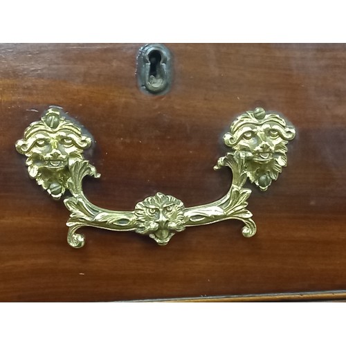 401 - GEORGIAN 2 OVER 3 CHEST OF DRAWERS WITH BRASS LION MASK HANDLES