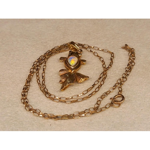 255 - 9CT OPAL FISH PENDANT & CHAIN