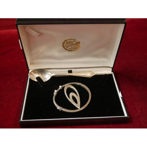 275 - SILVER TEASPOON & BANGLE