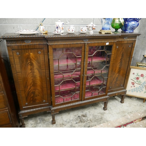 409 - MAHOGANY 4 DOOR BOOKCASE