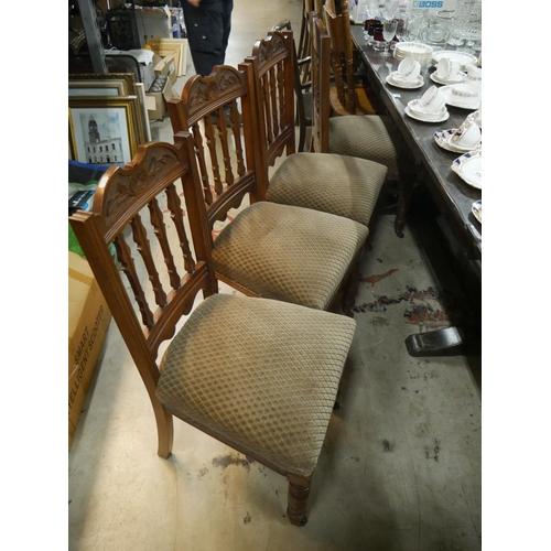 575 - 4 DINING CHAIRS