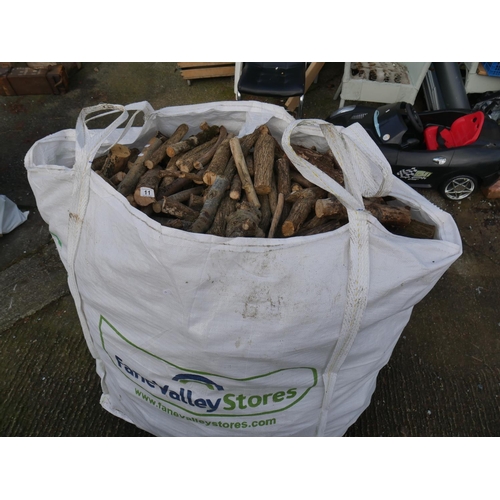 11 - TOTE BAG OF STICKS