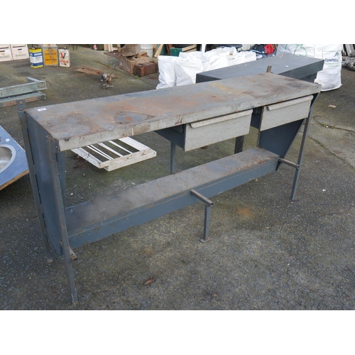 14 - WORK BENCH