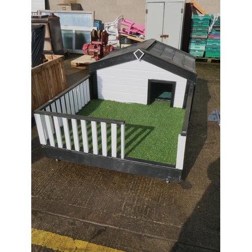 1 - PET KENNEL