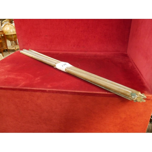 230 - BRASS STAIR RODS