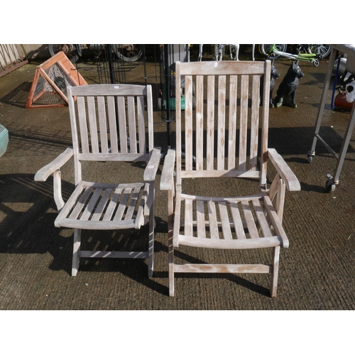 62 - 2 DECK CHAIRS