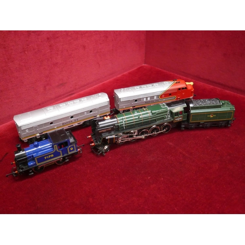 695 - HORNBY CARRIGE & LOCOMOTIVE