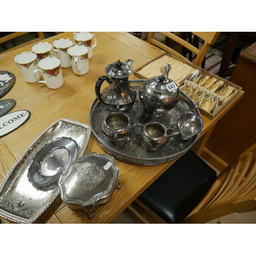 843 - LOT OF SILVER PLATE