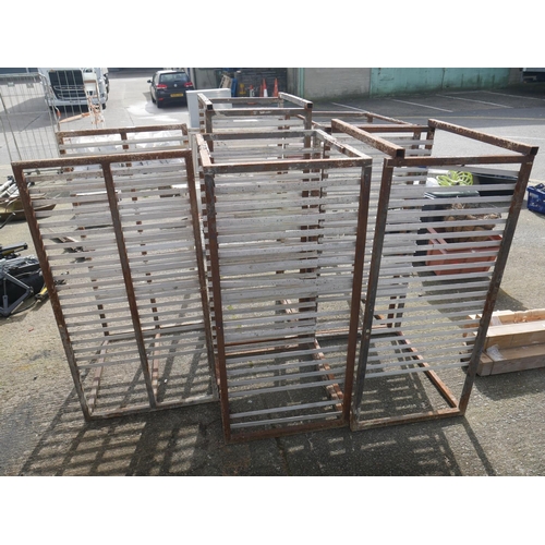 18 - LOT OF METAL STANDS