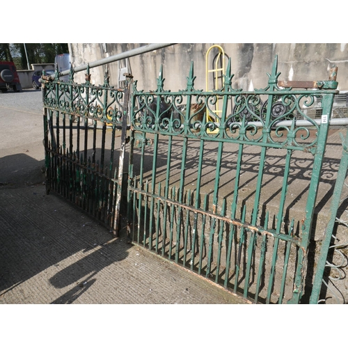 114 - PAIR OF VICTORIAN ENTRANCE GATES