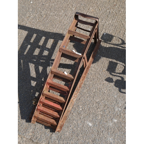 38 - PAIR OF CAR RAMPS