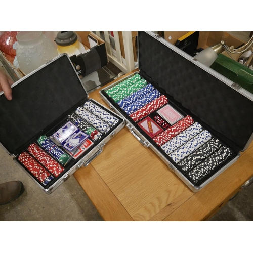 725 - 2 POKER SETS