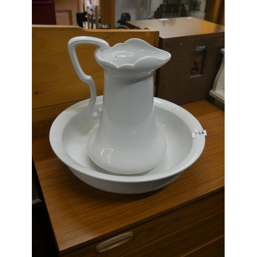 754 - LARGE JUG & BOWL