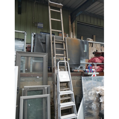 152 - SELECTION OF LADDERS