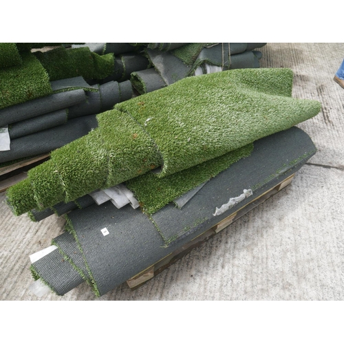 9 - PALLET OF ARTIFICIAL GRASS