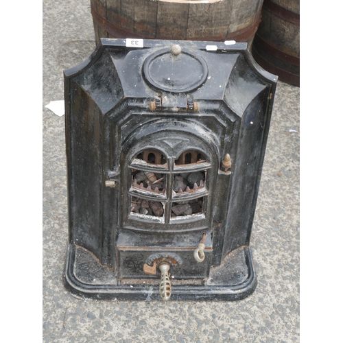 33 - ENAMEL STOVE