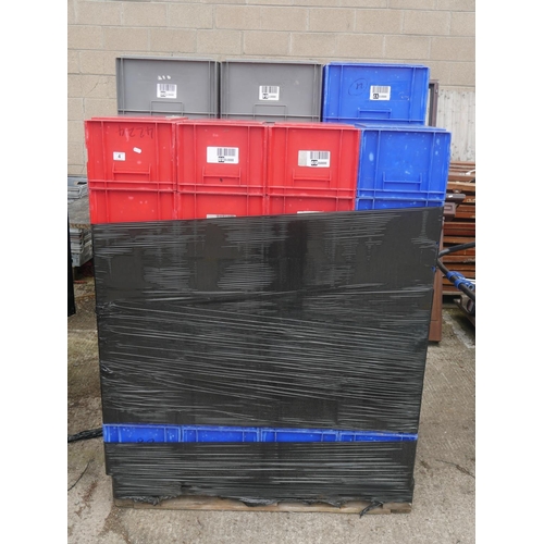 4 - PALLET OF 72 STORAGE CRATES