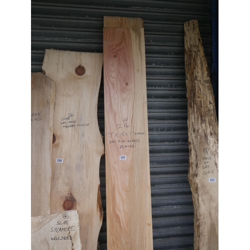 255 - 2 PLANED PINE BOARDS