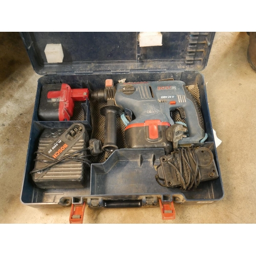 313 - BOSCH SDS DRILL - WORKING