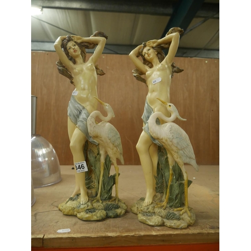 346 - 2 FIGURINES