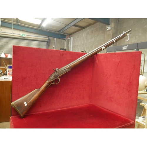 460 - ANTIQUE PERCUSSION RIFLE