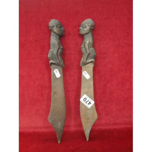 470 - PAIR OF BRONZE DAGGERS