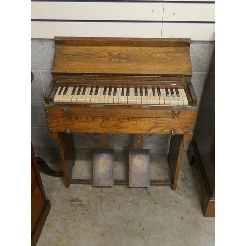 507 - CAMPAIGN PEDAL ORGAN