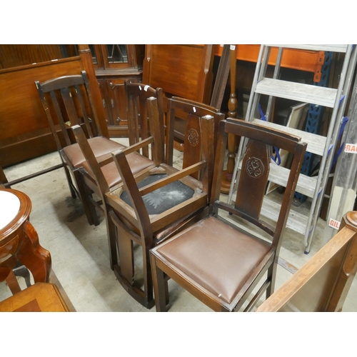 568 - 5 DINING CHAIRS