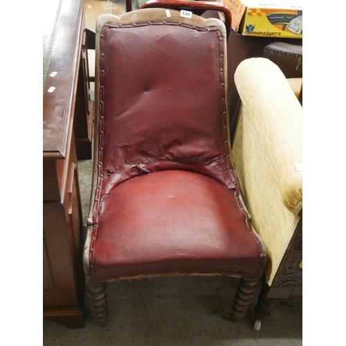 599 - VICTORIAN CHAIR