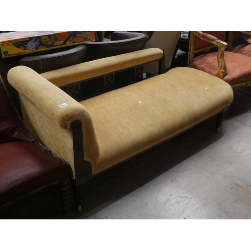 600 - CHAISE LONGUE