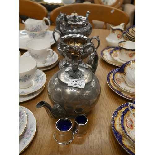 726 - LOT OF SILVER PLATE