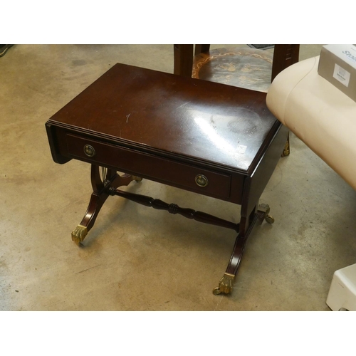 754 - SMALL DROP LEAF TABLE