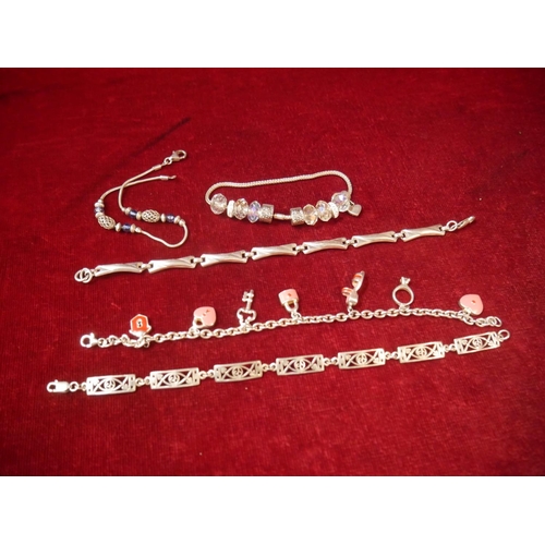 319 - SILVER CHAINS ETC