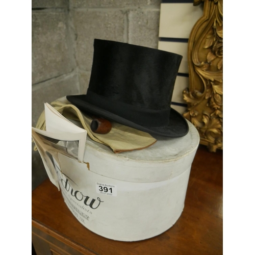 391 - BOXED VICTORIAN SILK HAT WITH GLOVES & PIPE