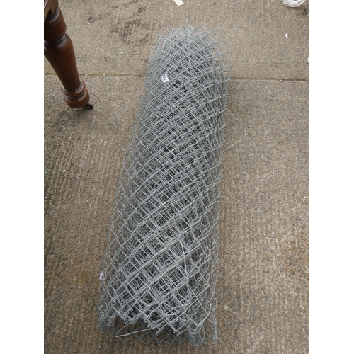 105 - PART ROLL OF CHAINLINK WIRE