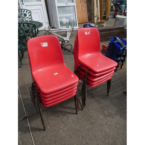 98 - 10 STACKING CHAIRS