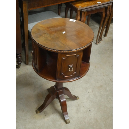 433 - EDWARDIAN MAHOGANY REVOLVING BOOKCASE