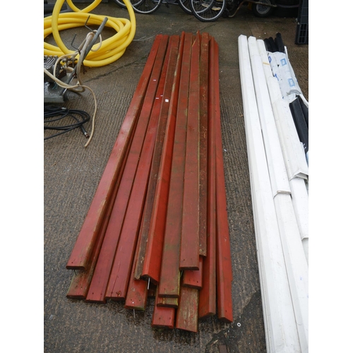 44 - LOT OF 2ND HAND D-RAIL