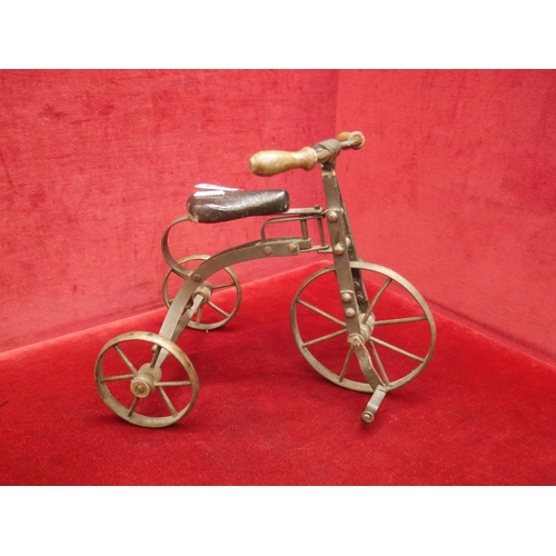 683 - VINTAGE TRICYCLE