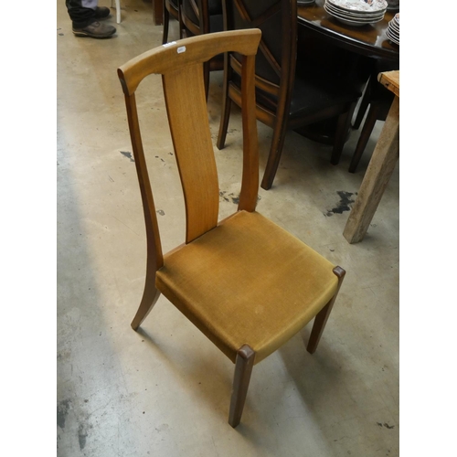 641 - CHAIR