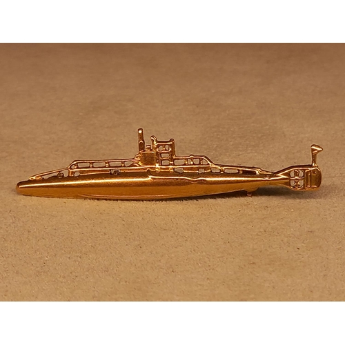 304 - 9CT BOAT BROOCH